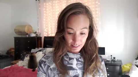 christy_love @ myfreecams on 20230905