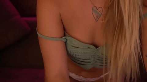 gabbyqueenn @ myfreecams on 20230906