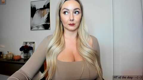 mi_ha @ myfreecams on 20230906