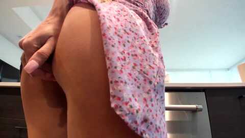 mollyboots @ myfreecams on 20230906