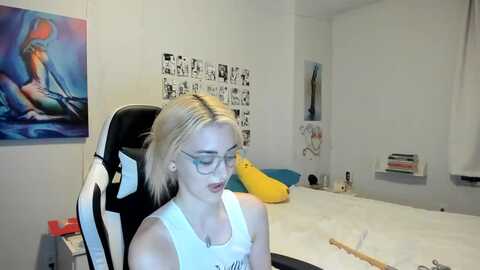 annatame @ myfreecams on 20230907