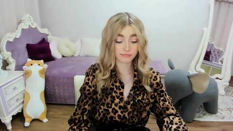 ccrystalsoul @ myfreecams on 20230907