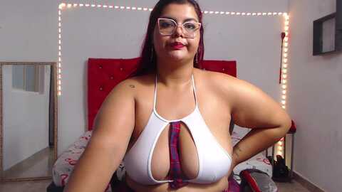 cute_slavehot @ myfreecams on 20230907