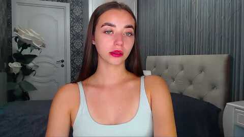 emeraldlilyyy @ myfreecams on 20230907