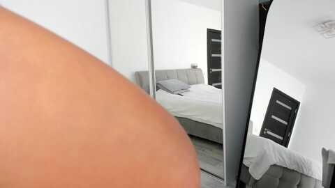 eve___ @ myfreecams on 20230907