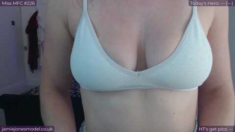 jamiejones @ myfreecams on 20230907