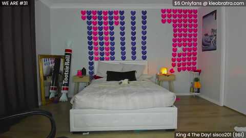 kleobratra @ myfreecams on 20230907