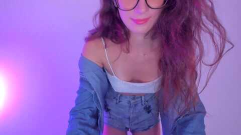 llamatell @ myfreecams on 20230907