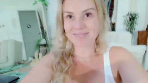 make_it_reina @ myfreecams on 20230907