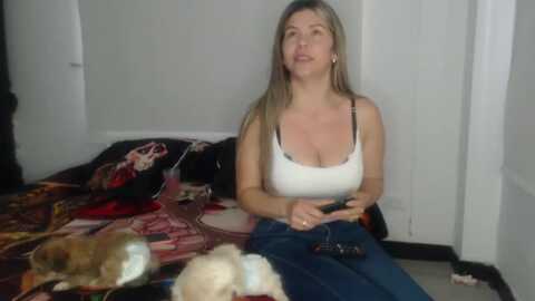 mari4nita_h0t @ myfreecams on 20230907