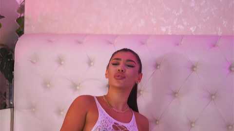 nattynatty @ myfreecams on 20230907