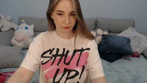 sabrinaviolet @ myfreecams on 20230907