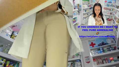 swmilena_hot_ @ myfreecams on 20230907