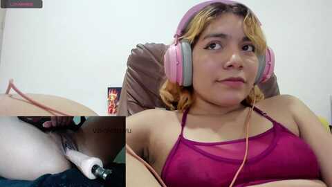 vaiolet1314 @ myfreecams on 20230907