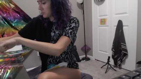 violethooper1 @ myfreecams on 20230907