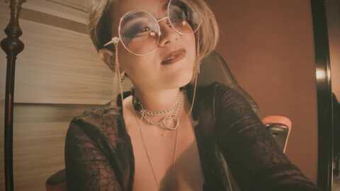 abraxxysradio @ myfreecams on 20230908