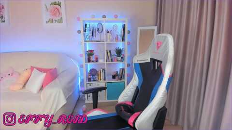 effy_beauty @ myfreecams on 20230908