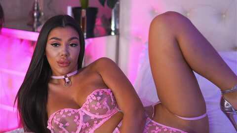 nattynatty @ myfreecams on 20230908