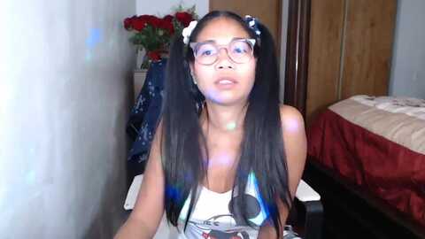 littlekai2023 @ myfreecams on 20230909