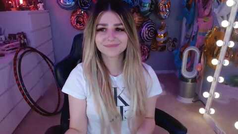 serafina @ myfreecams on 20230909