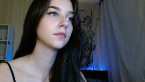 elsief_ @ myfreecams on 20230910