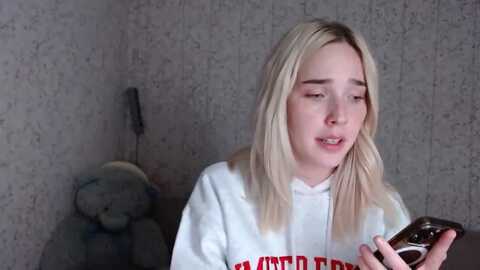 evarockstar @ myfreecams on 20230910