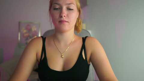 mia_melano_ @ myfreecams on 20230910