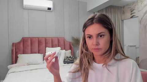 nelliecutest @ myfreecams on 20230910