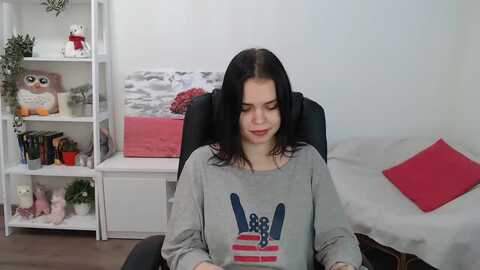 nicolyrio @ myfreecams on 20230910