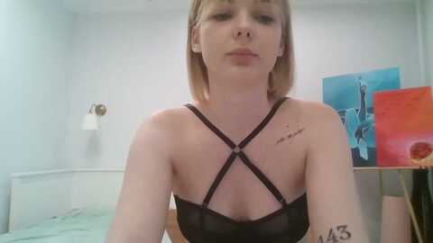 roxiesinner @ myfreecams on 20230910