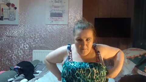 yummymummy39 @ myfreecams on 20230910