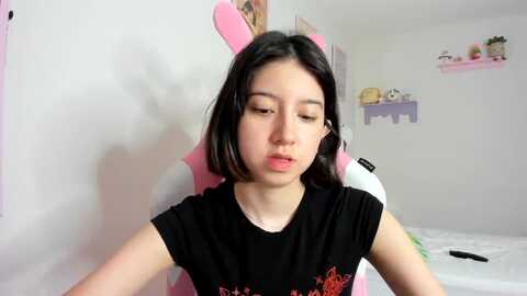 cherrycute666 @ myfreecams on 20230911