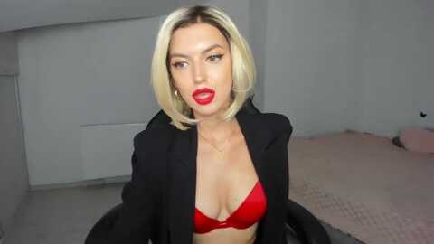 emeraldtopaz @ myfreecams on 20230911