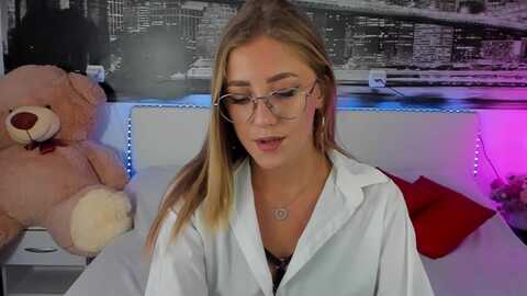 laangel @ myfreecams on 20230911