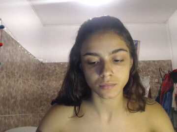 lauraflor @ myfreecams on 20230911