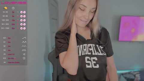 likalighttt @ myfreecams on 20230911