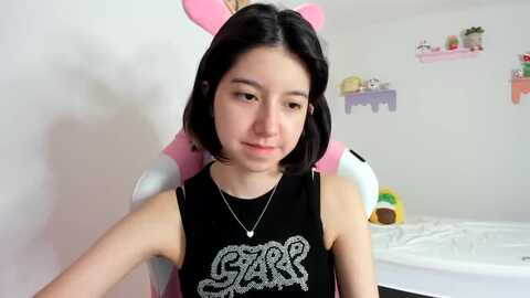 cherrycute666 @ myfreecams on 20230912
