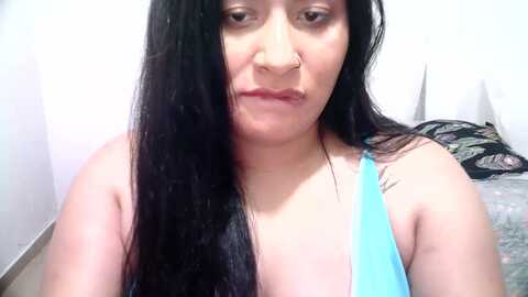 chloe_222 @ myfreecams on 20230912