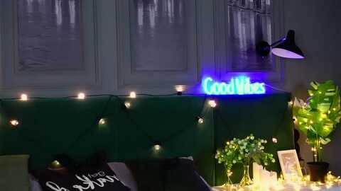 janeloss @ myfreecams on 20230912