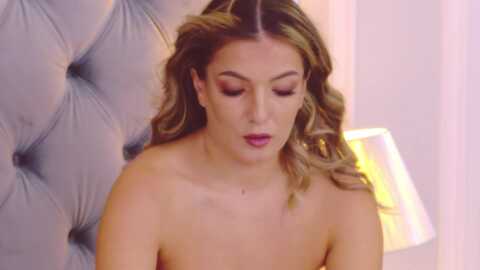 kellymathews @ myfreecams on 20230912