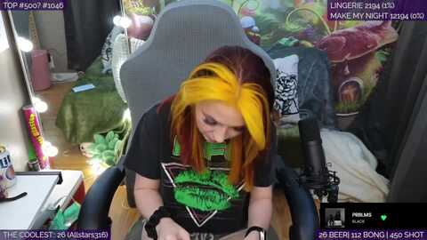 lilykush @ myfreecams on 20230912