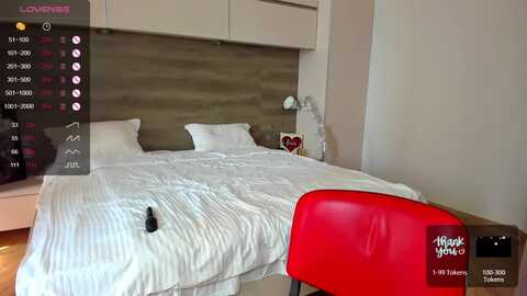 lizabeth_wolf @ myfreecams on 20230912