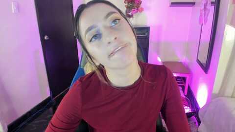 petuchel @ myfreecams on 20230912