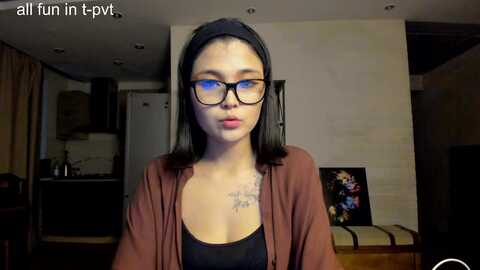 poofme1 @ myfreecams on 20230912