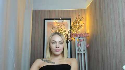 sindyysweet @ myfreecams on 20230912