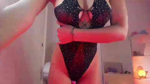 sweetmoon1 @ myfreecams on 20230912