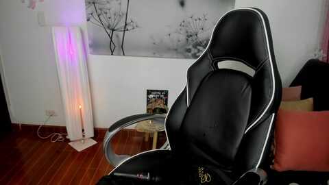 veromars @ myfreecams on 20230912