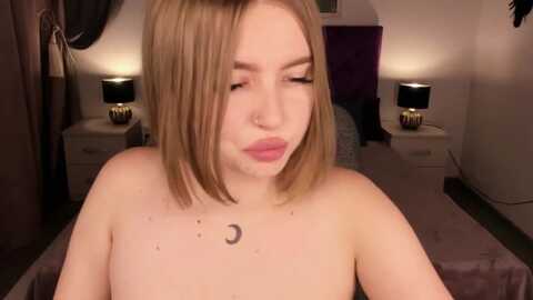 violarose @ myfreecams on 20230912