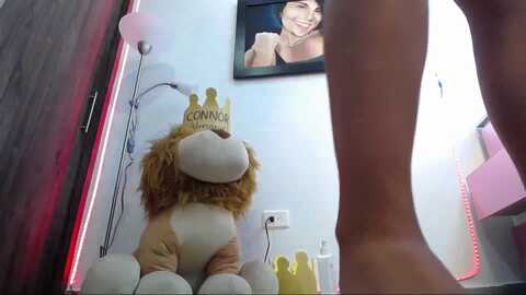 alexlions @ myfreecams on 20230913