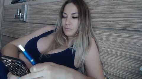 allysahot @ myfreecams on 20230913